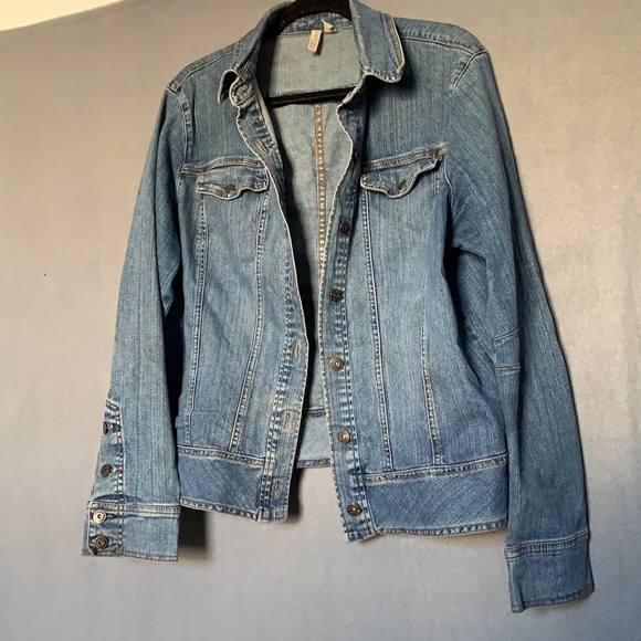Jean jacket - Picture 4 of 14